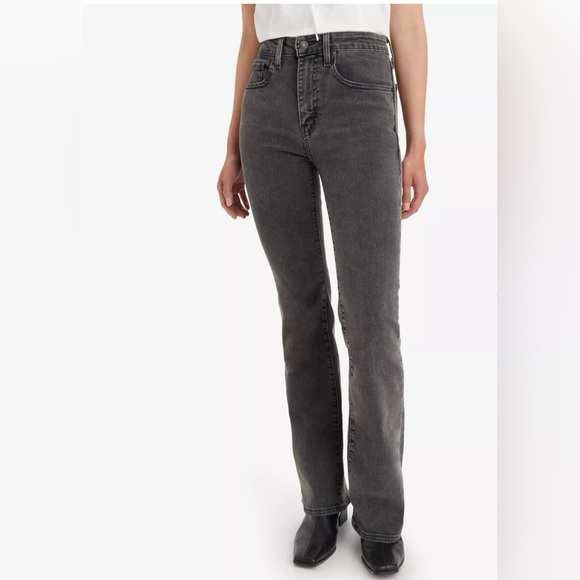 Levi’s 726 High Rise Flare Women’s Jeans - Picture 3 of 4